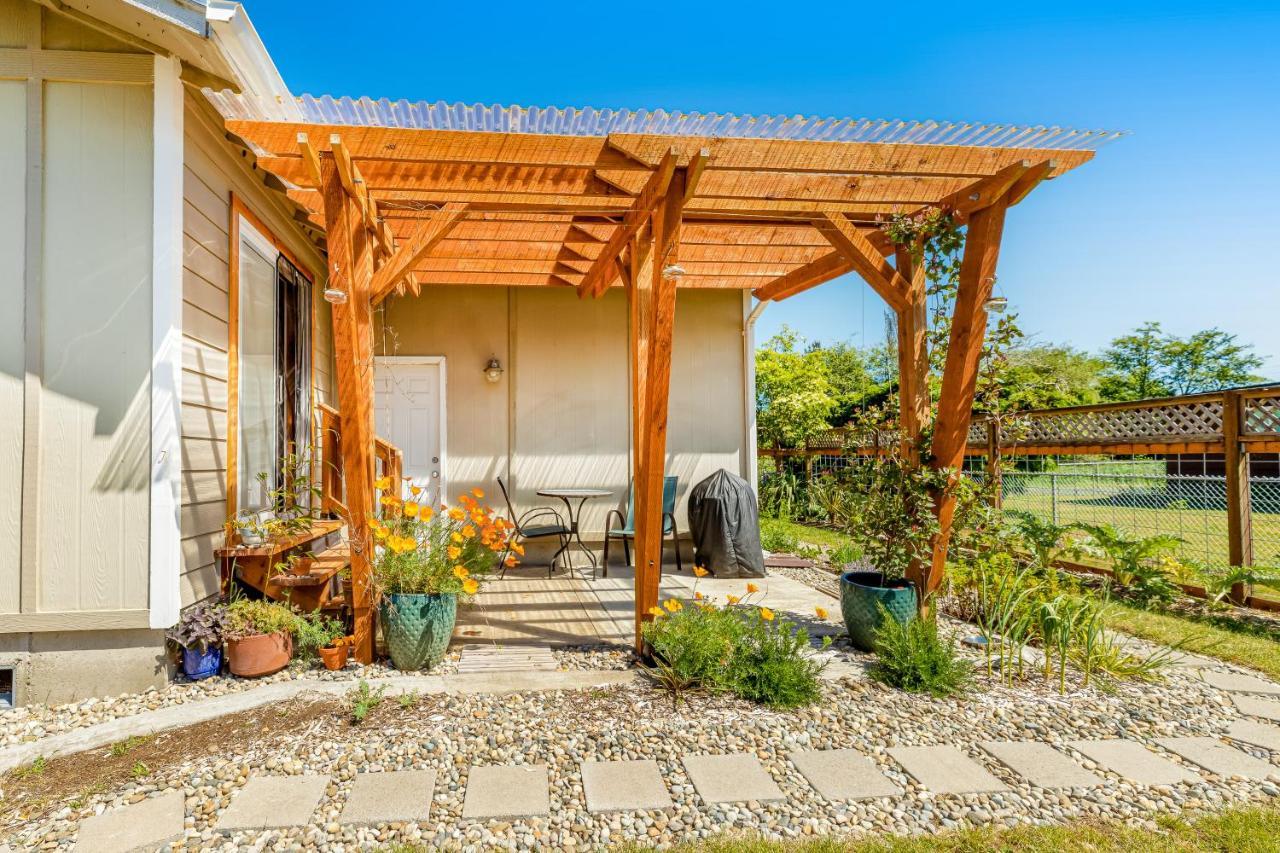 Stella Maris Villa Westport Bagian luar foto